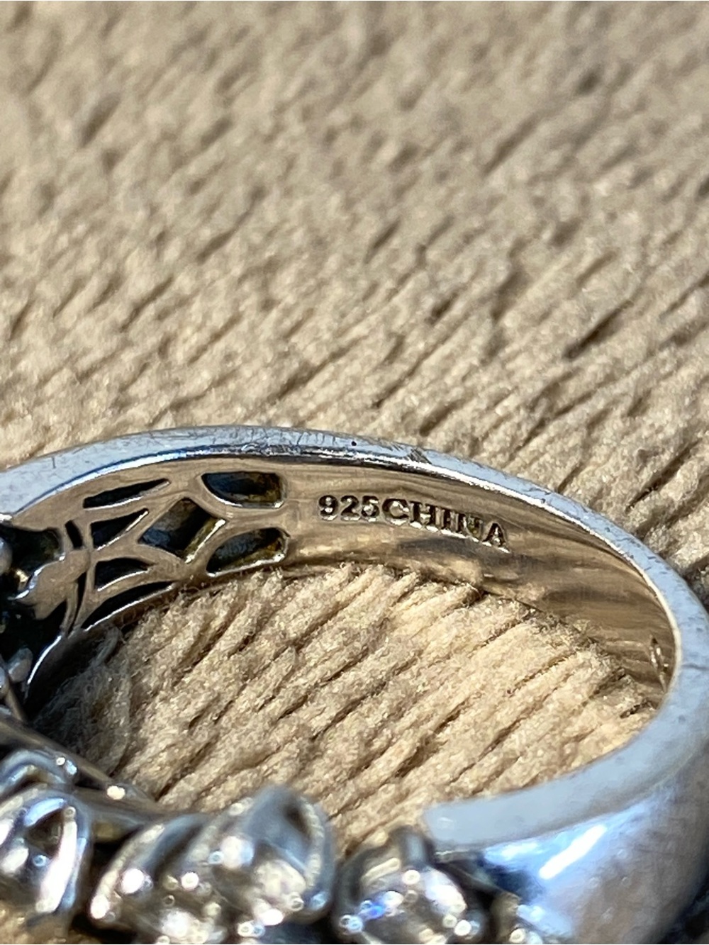 925 Sterling Silver- Cubic Zirconia Three Tiered Cocktail Ring Sz 8 - Picture 5 of 7
